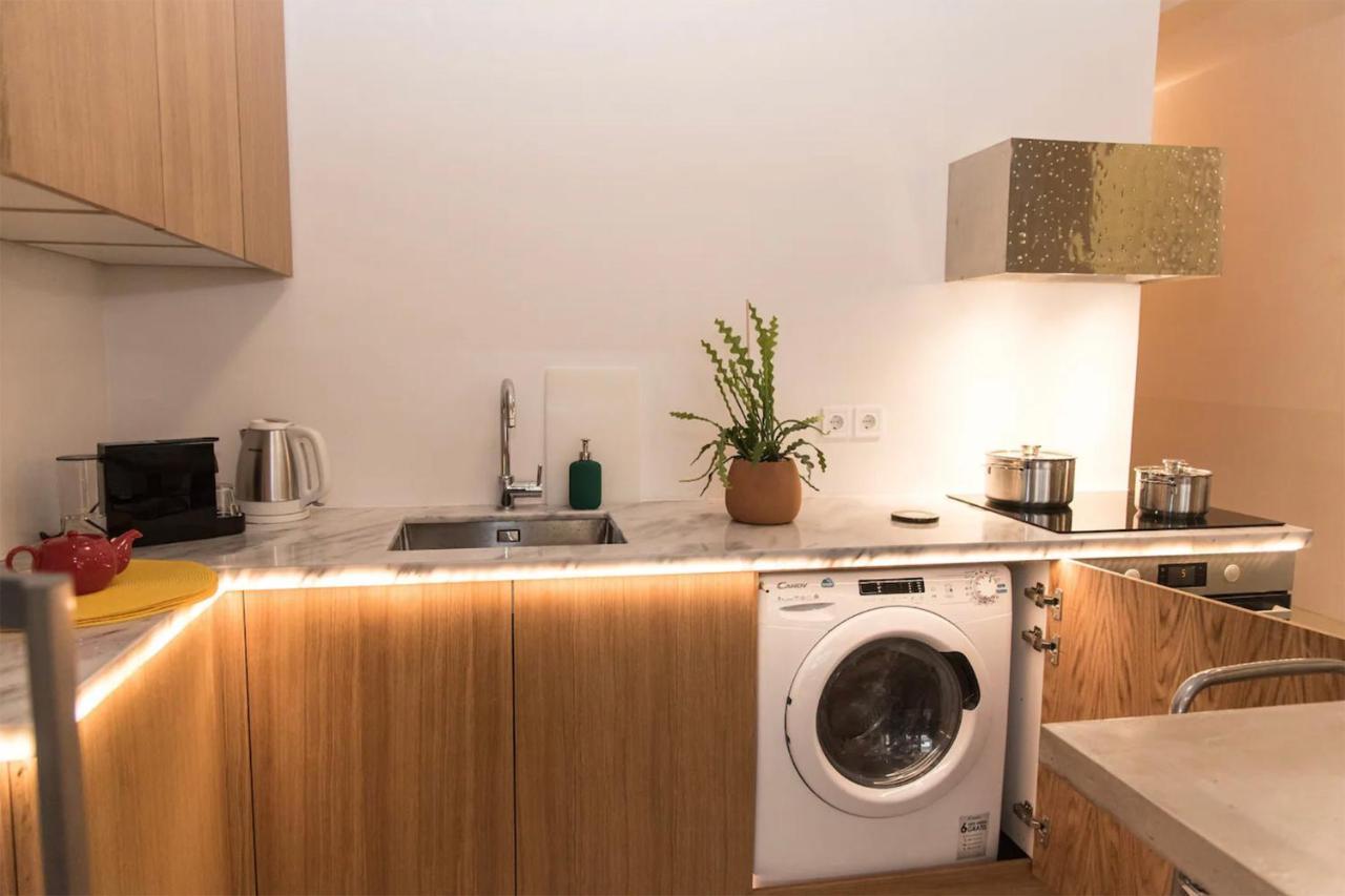 Am16 Suites Athena Bagian luar foto